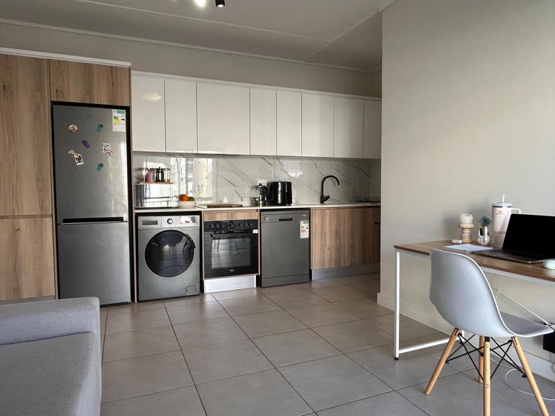 1 Bedroom Property for Sale in Sandown Western Cape